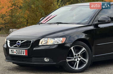 Седан Volvo S40 2012 в 
