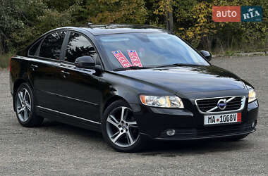 Седан Volvo S40 2012 в 