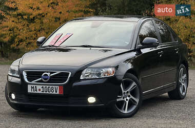 Седан Volvo S40 2012 в 