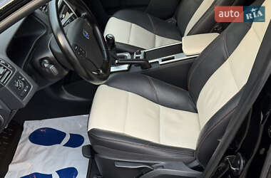 Седан Volvo S40 2012 в 