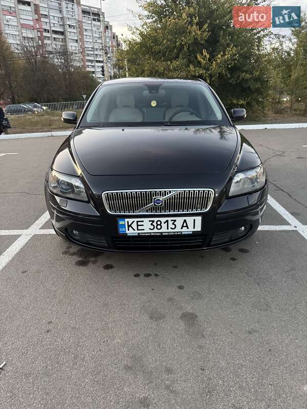 Volvo S40 2004