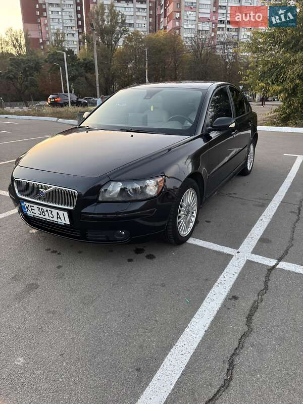 Седан Volvo S40 2004 в Днепре