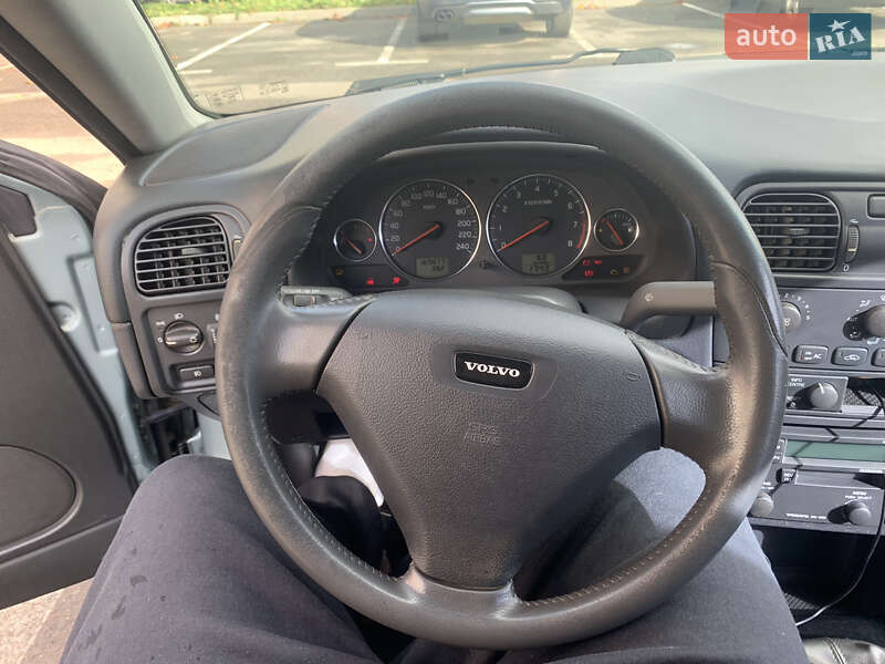 Седан Volvo S40 2003 в Киеве