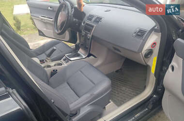 Седан Volvo S40 2005 в  фото 7 Седан Volvo S40 2005 в