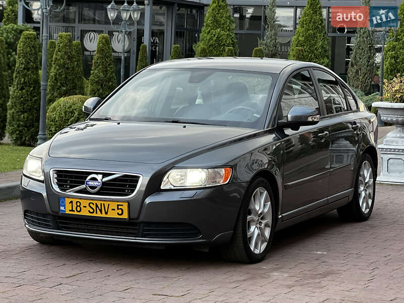 Седан Volvo S40 2011 в Стрые фото 64 Седан Volvo S40 2011 в Стрые