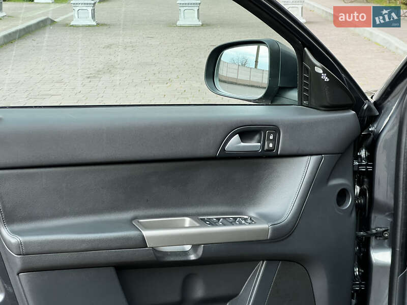 Седан Volvo S40 2011 в Стрые фото 77 Седан Volvo S40 2011 в Стрые