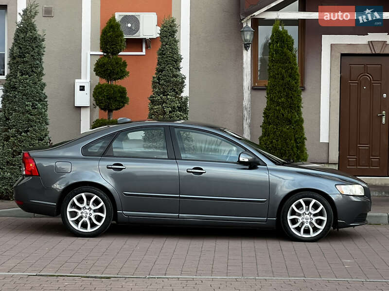 Седан Volvo S40 2011 в Стрые фото 98 Седан Volvo S40 2011 в Стрые