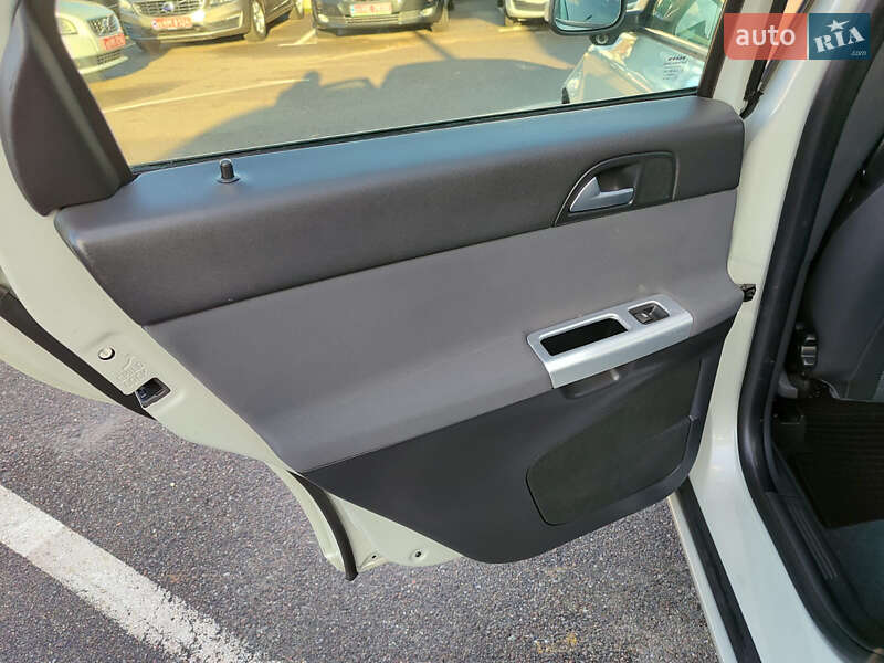 Седан Volvo S40 2011 в Киеве фото 28 Седан Volvo S40 2011 в Киеве