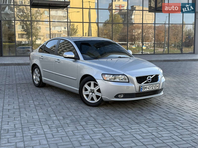 Седан Volvo S40 2012 в Днепре