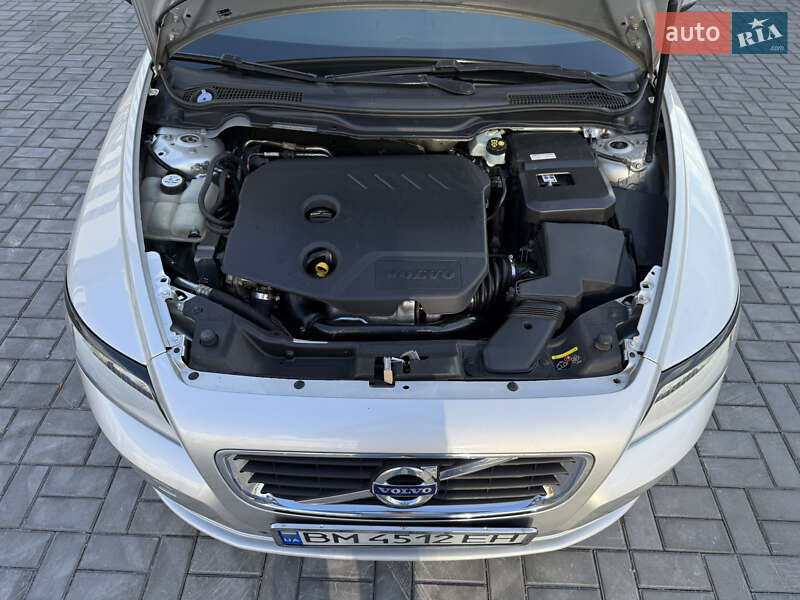 Седан Volvo S40 2012 в Днепре