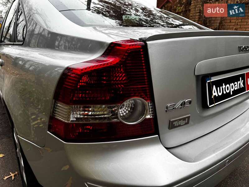 Седан Volvo S40 2005 в Киеве