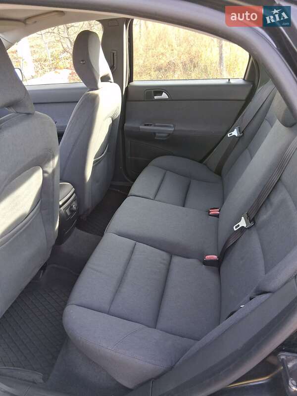 Седан Volvo S40 2005 в Заставной фото 7 Седан Volvo S40 2005 в Заставной