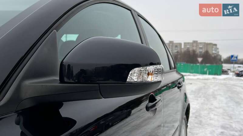 Седан Volvo S40 2010 в Луцьку