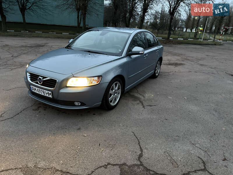Седан Volvo S40 2012 в Житомирі