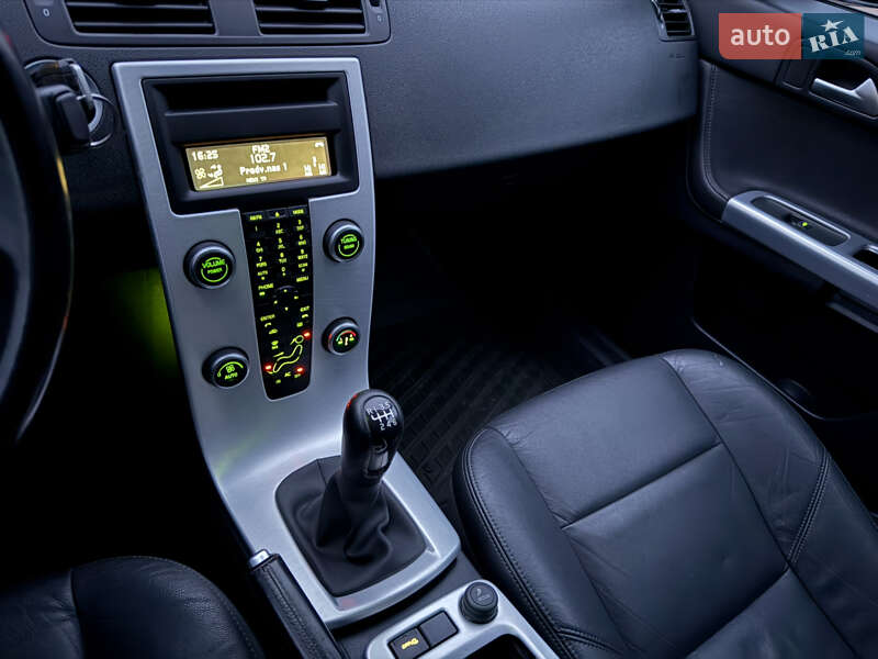 Седан Volvo S40 2012 в Житомирі