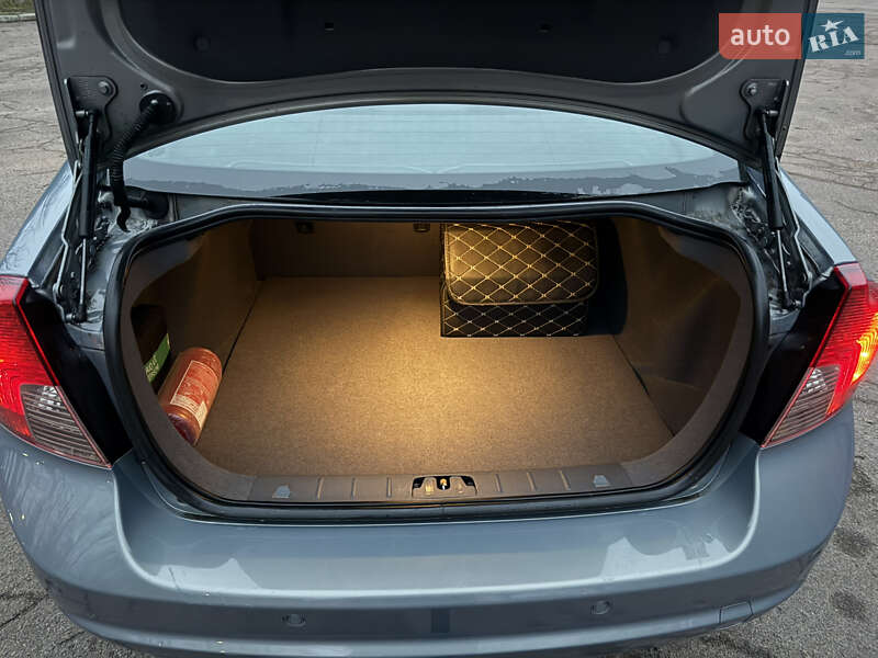 Седан Volvo S40 2012 в Житомирі