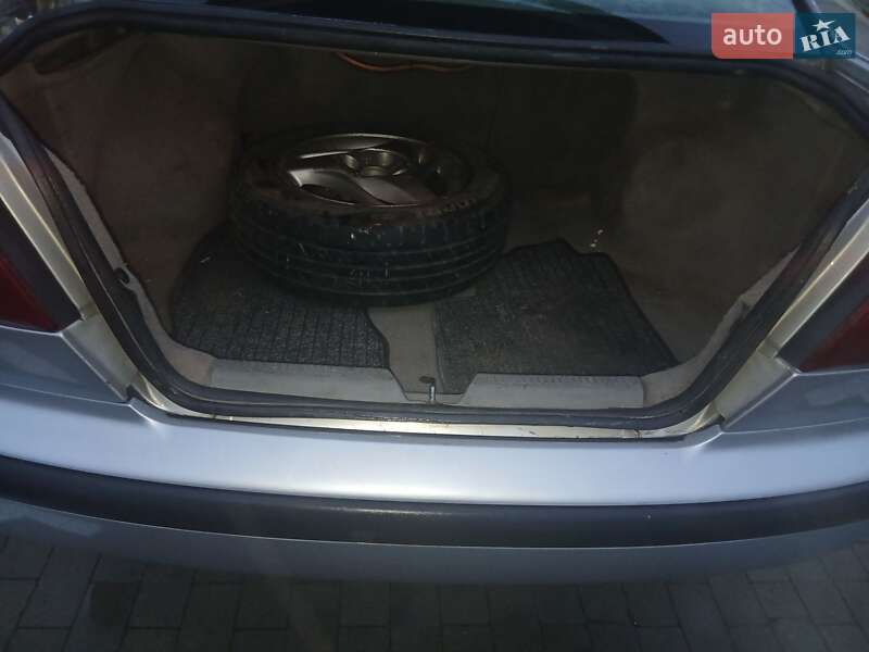 Седан Volvo S40 1997 в Боярке фото 5 Седан Volvo S40 1997 в Боярке