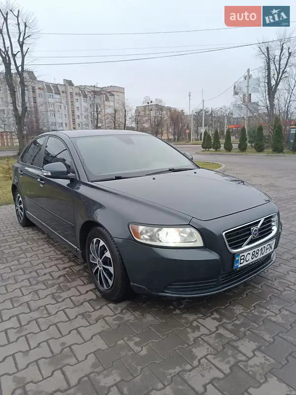 Volvo S40 2009