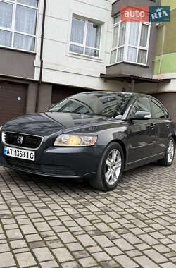 Седан Volvo S40 2010 в Івано-Франківську
