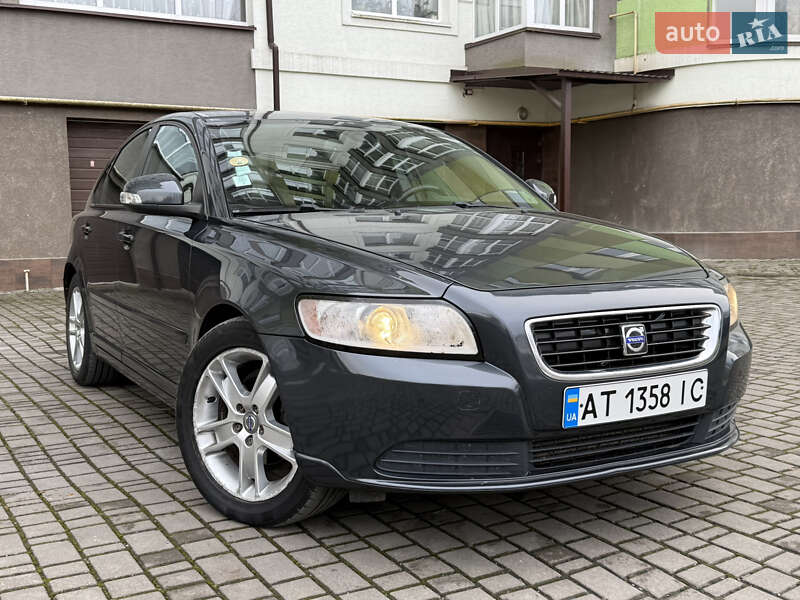 Седан Volvo S40 2010 в Івано-Франківську