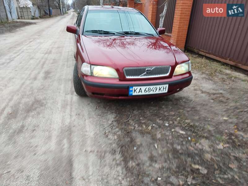Седан Volvo S40 1998 в Борисполе фото 3 Седан Volvo S40 1998 в Борисполе