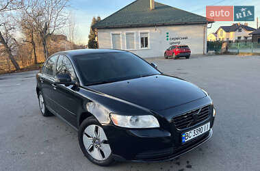 Седан Volvo S40 2009 в Львове