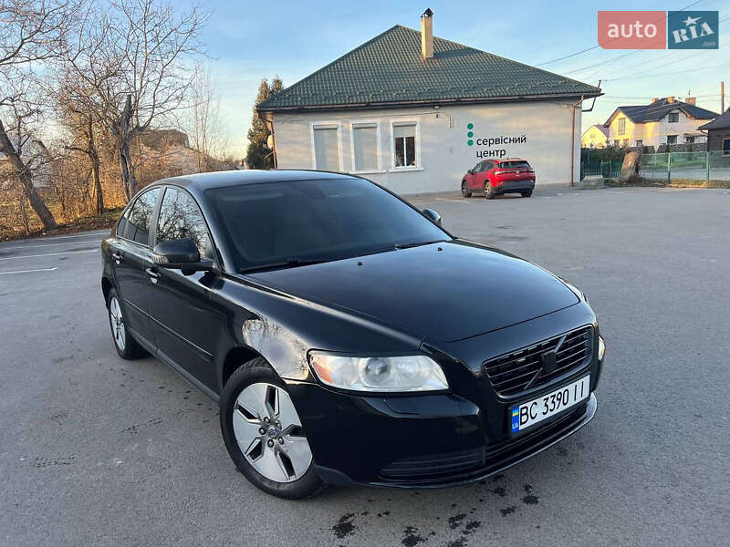 Volvo S40 2009