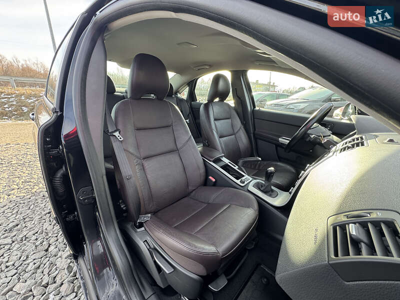 Седан Volvo S40 2011 в Стрию фото 27 Седан Volvo S40 2011 в Стрию