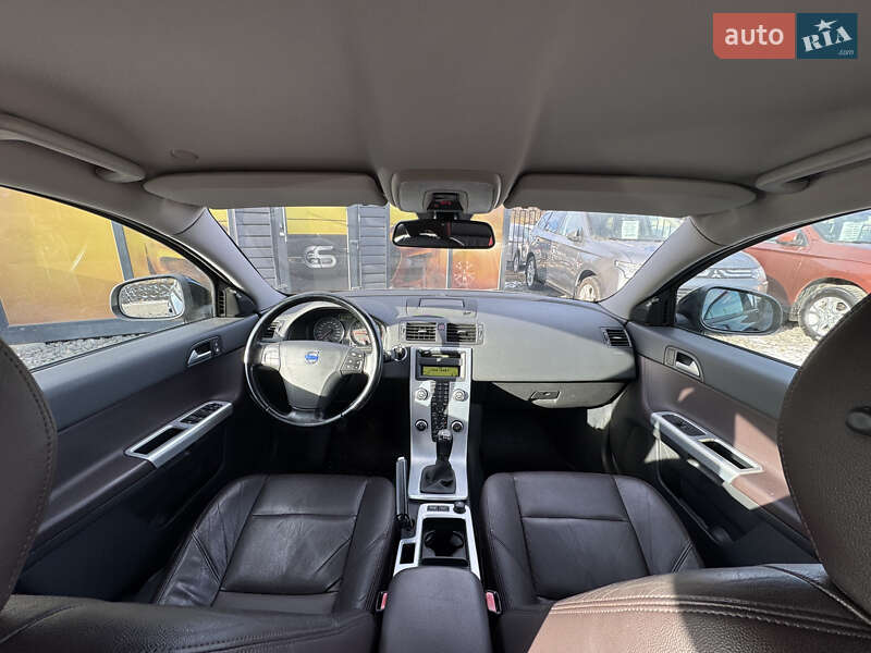 Седан Volvo S40 2011 в Стрию фото 33 Седан Volvo S40 2011 в Стрию