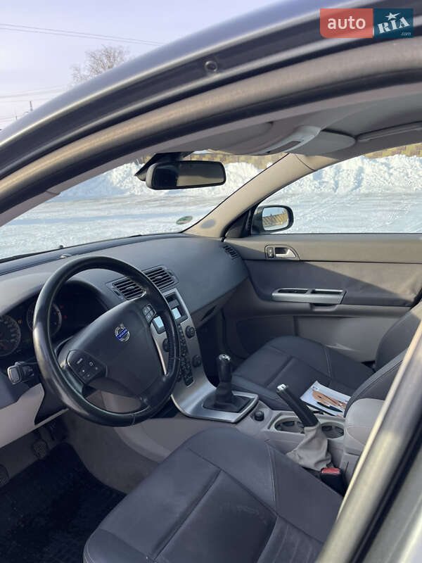 Седан Volvo S40 2006 в Ровно фото 7 Седан Volvo S40 2006 в Ровно