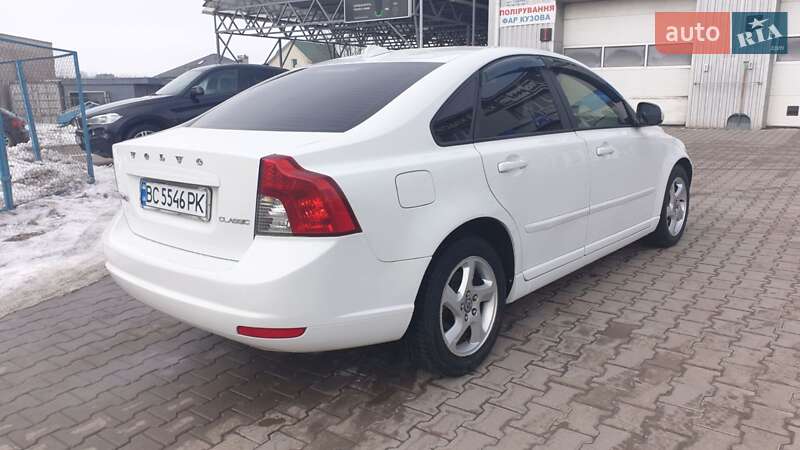 Седан Volvo S40 2011 в Хмельницькому