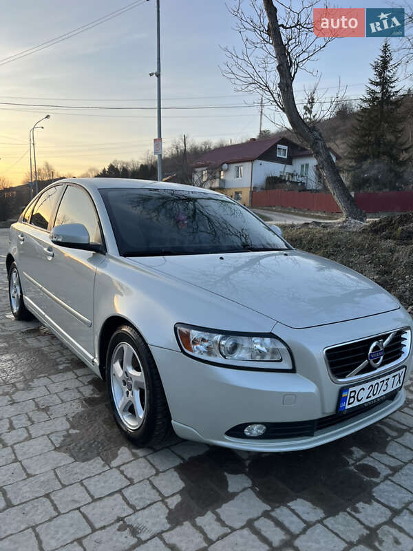 Седан Volvo S40 2012 в Миколаєві