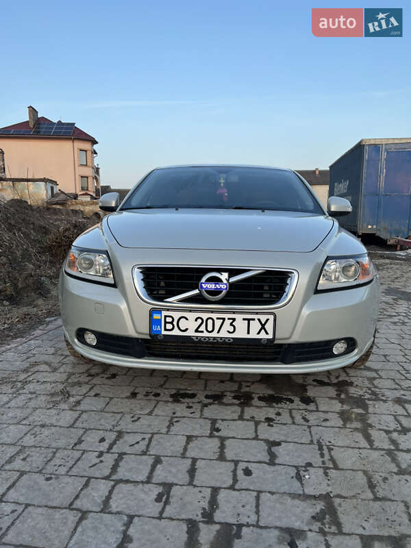 Седан Volvo S40 2012 в Миколаєві