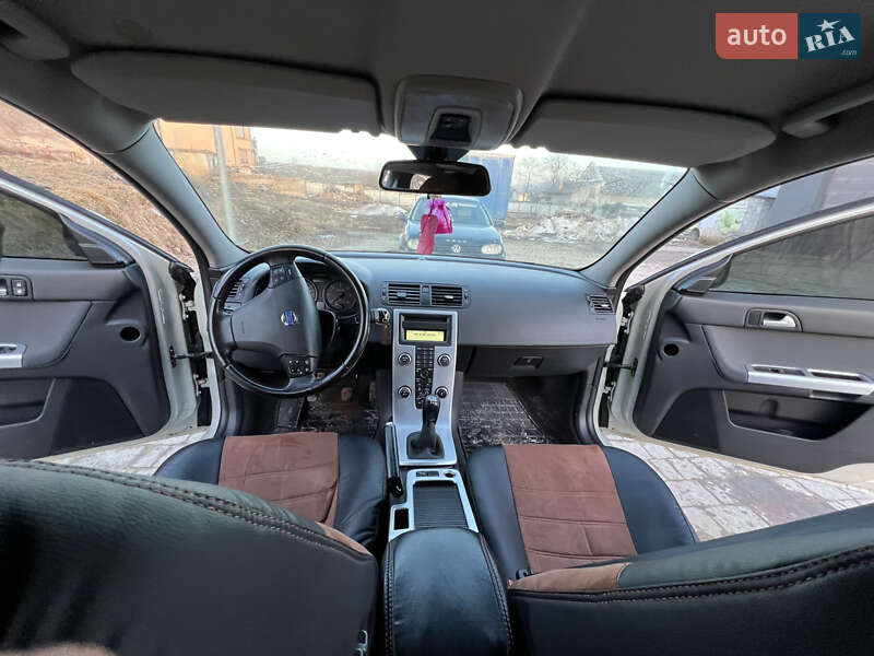 Седан Volvo S40 2012 в Миколаєві