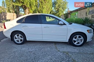 Седан Volvo S40 2012 в Вараше
