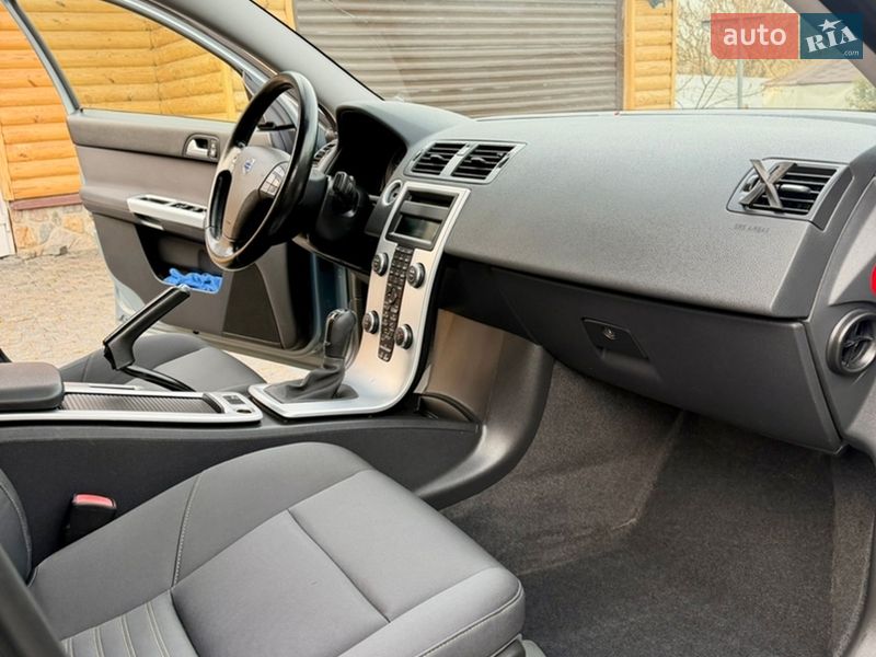 Седан Volvo S40 2010 в Умани фото 24 Седан Volvo S40 2010 в Умани