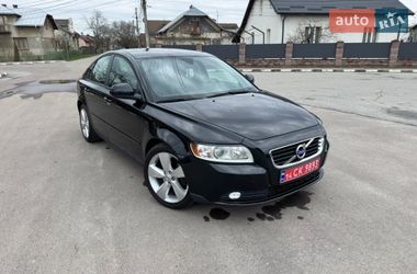 Седан Volvo S40 2011 в Стрые
