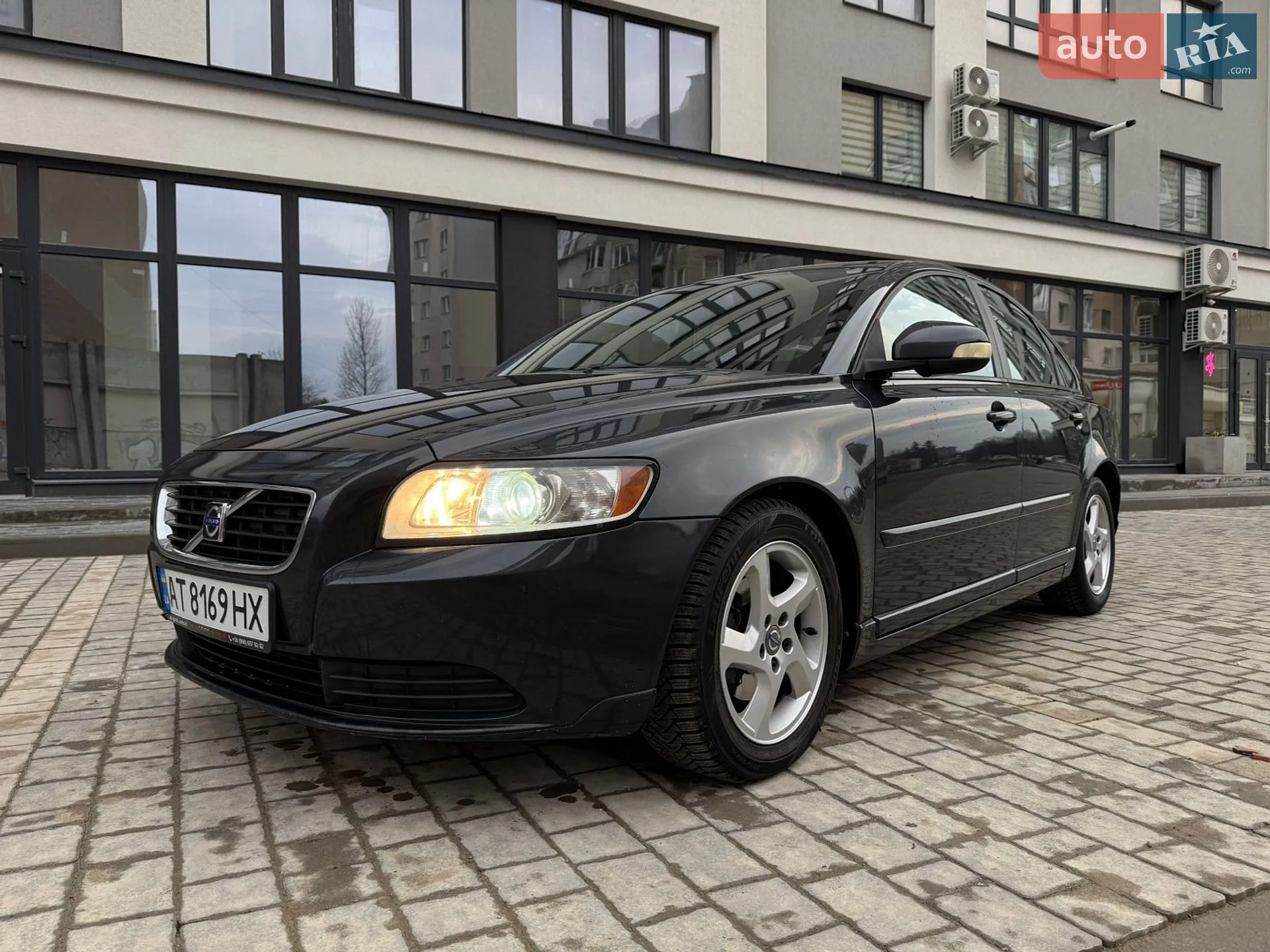 2010 Volvo S40 - фото 1