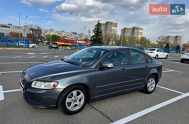 Седан Volvo S40 2010 в Киеве