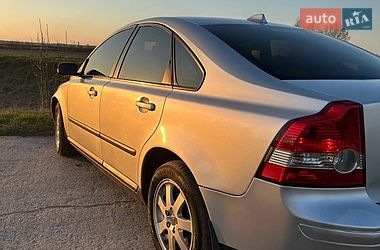 Седан Volvo S40 2006 в Киеве