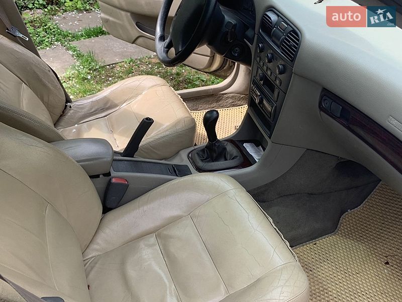 Седан Volvo S40 2001 в Фастове