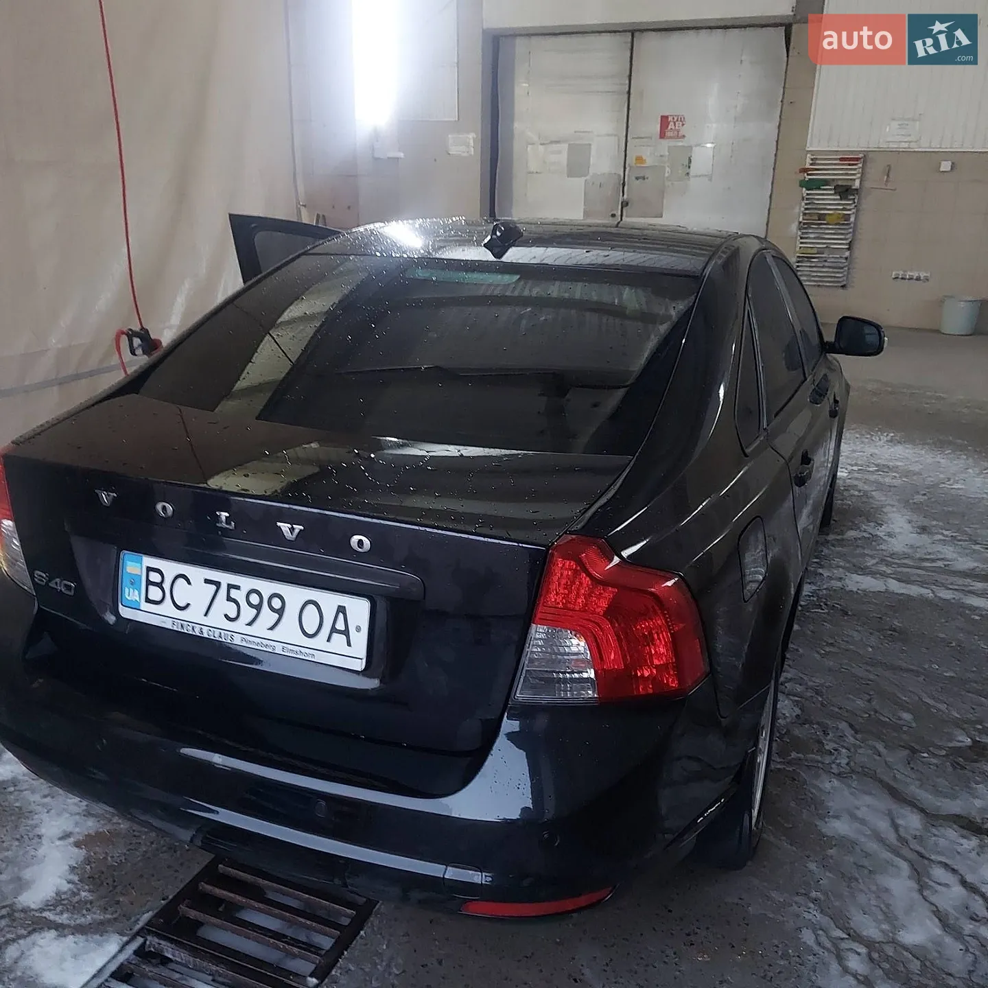 2011 Volvo S40 - мініатюра 3