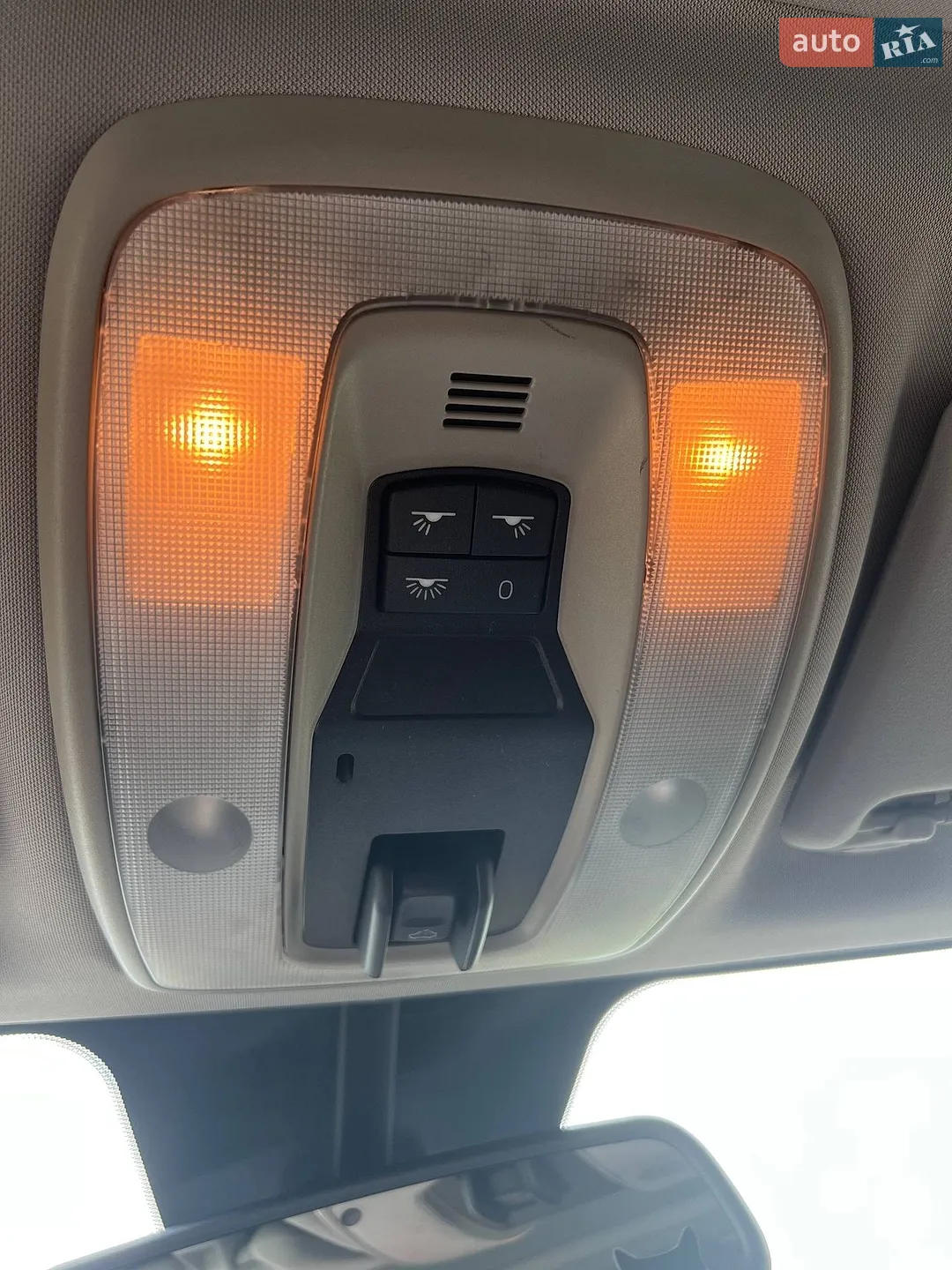 2010 Volvo S40 - мініатюра 18