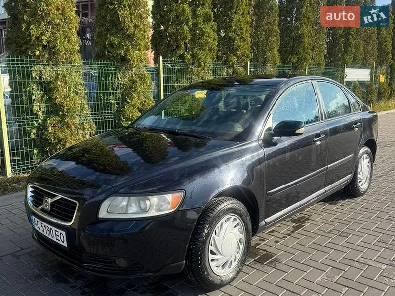 Volvo S40