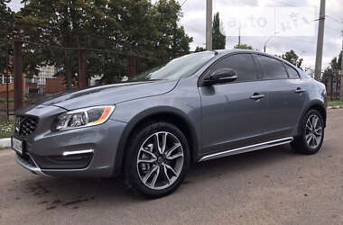 Седан Volvo S60 Cross Country 2017 в Житомирі