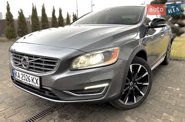 Седан Volvo S60 Cross Country 2017 в Києві