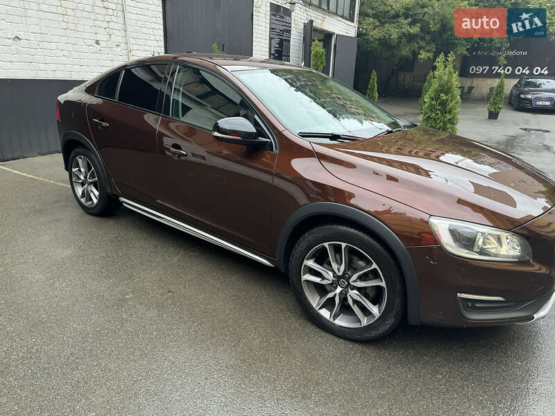Седан Volvo S60 Cross Country 2016 в Киеве фото 12 Седан Volvo S60 Cross Country 2016 в Киеве