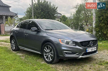 Седан Volvo S60 Cross Country 2016 в Івано-Франківську