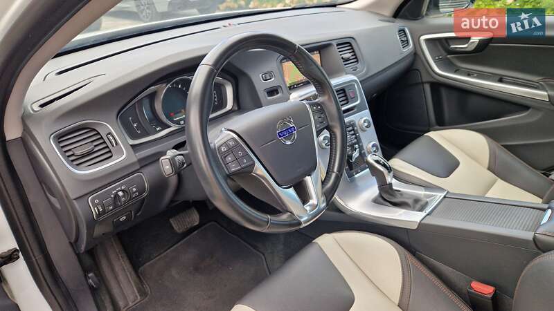 Седан Volvo S60 Cross Country 2017 в Києві фото 9 Седан Volvo S60 Cross Country 2017 в Києві