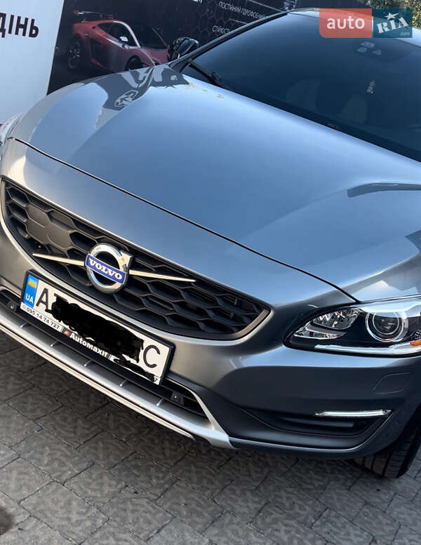 Седан Volvo S60 Cross Country 2016 в Ивано-Франковске фото 15 Седан Volvo S60 Cross Country 2016 в Ивано-Франковске